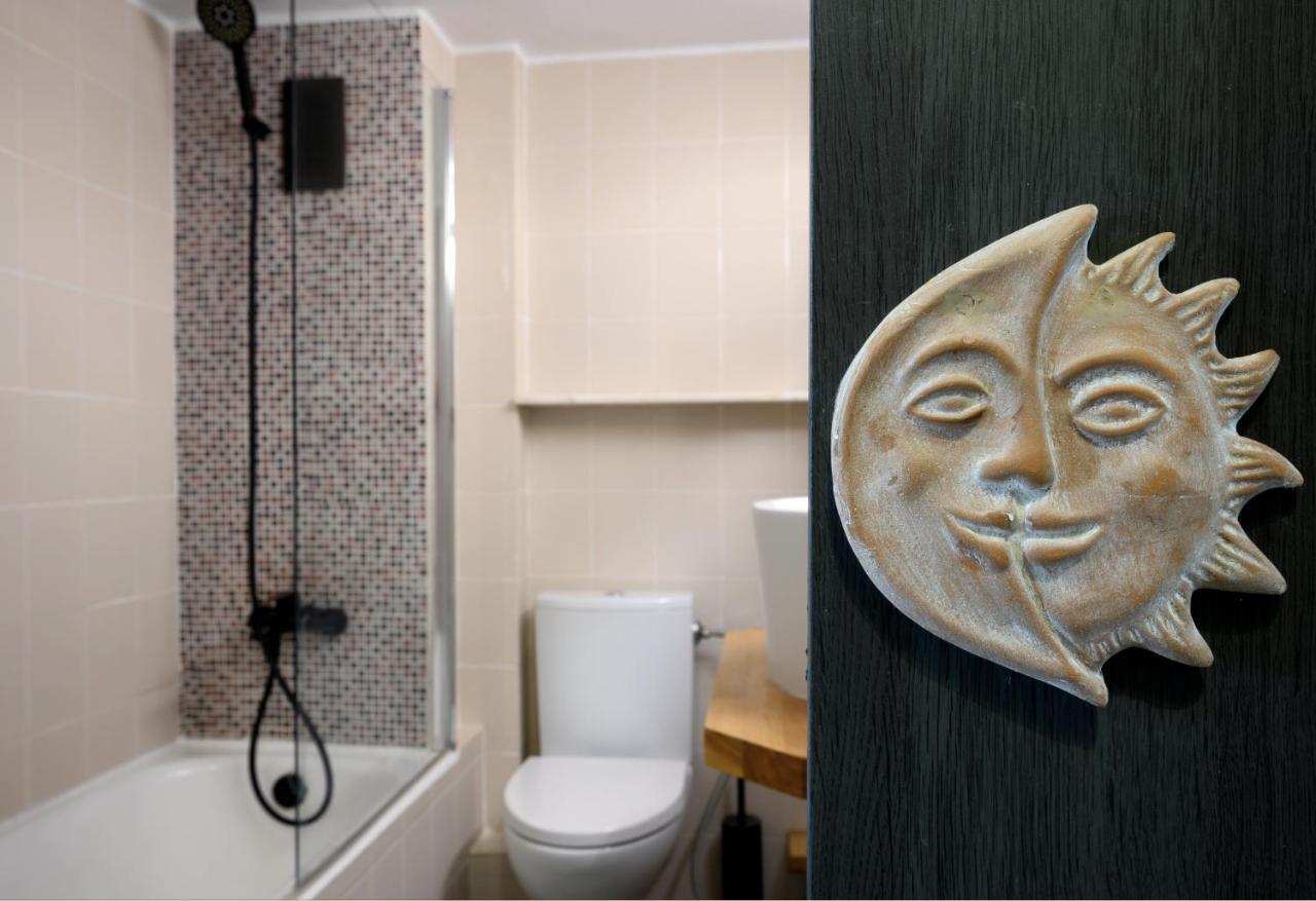 Relaxed Art Deco Maisonette Pagrati เอเธนส์ ภายนอก รูปภาพ