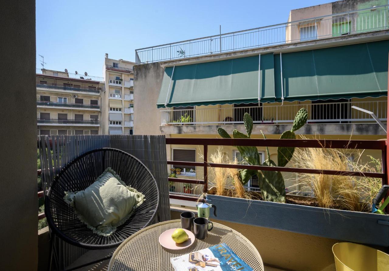 Relaxed Art Deco Maisonette Pagrati เอเธนส์ ภายนอก รูปภาพ